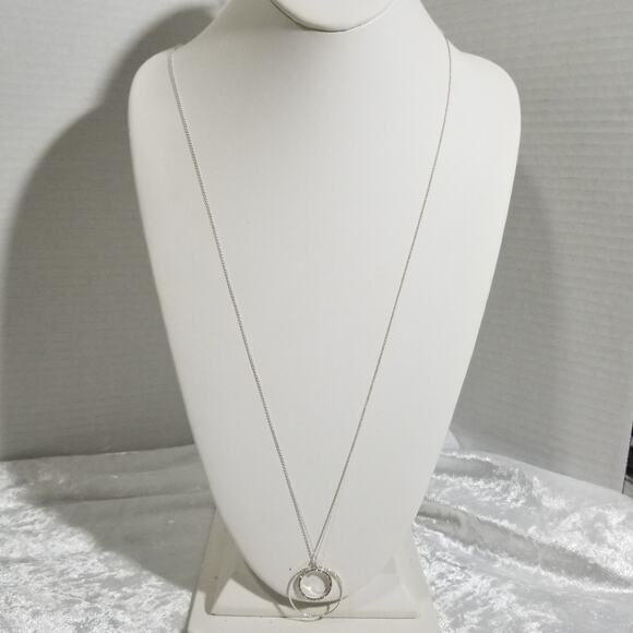 LC silver tone 30" necklace w/ 3" ext. 1" pendant 1.1724 - Picture 1 of 5